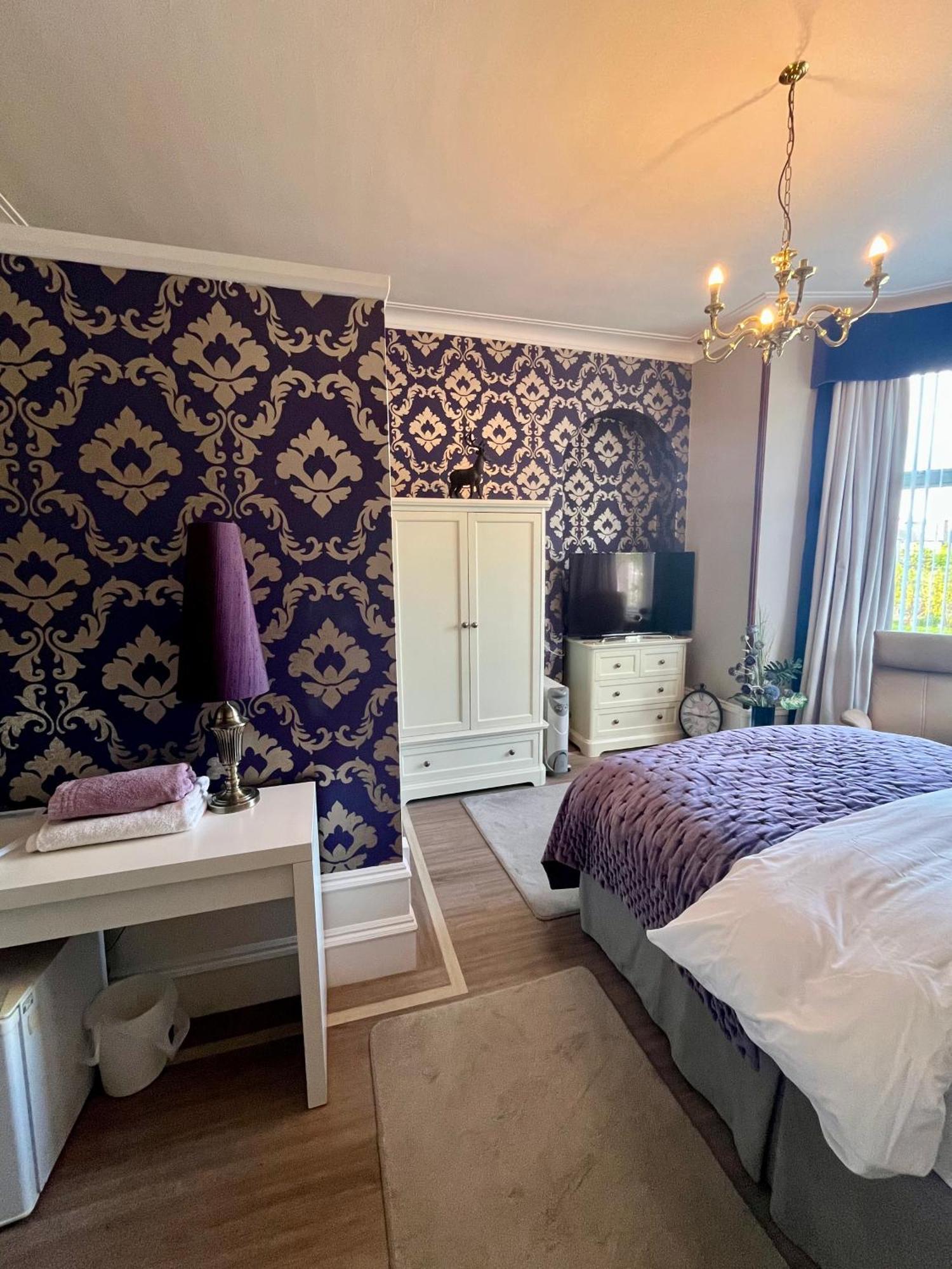 Hannahs Guest house 3*